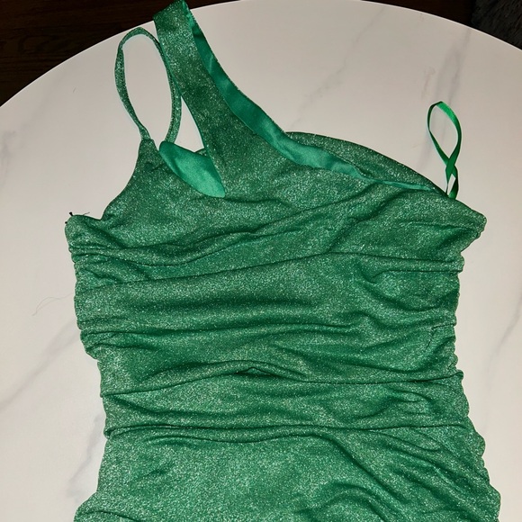 SUPERDOWN GREEN DRESS - Picture 2 of 4